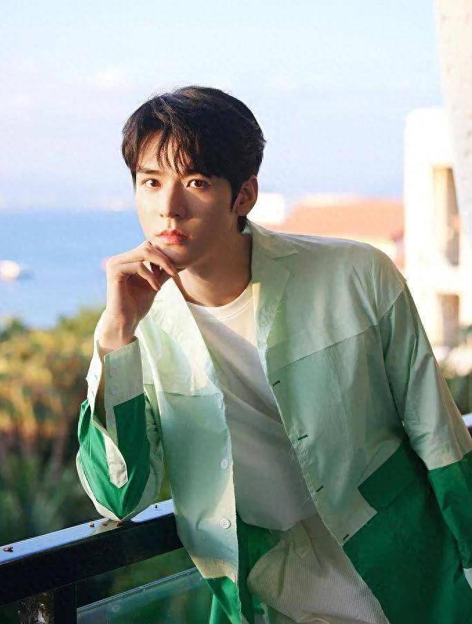 内娱现状:肖战无人能替,但李现,杨洋,任嘉伦,龚俊就不好说了_图片