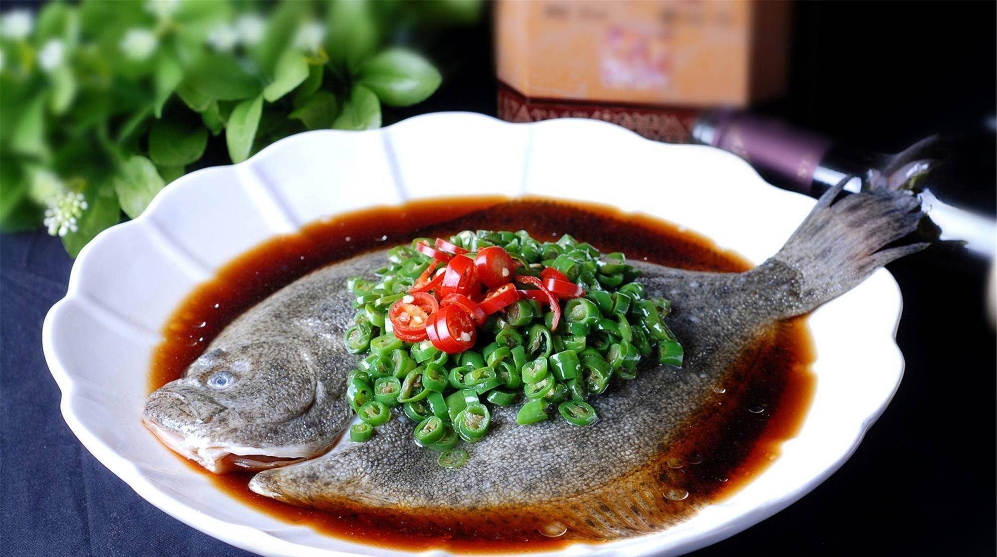 重庆鱼泉之谜,农家后院一口泉水不断喷出鱼,带来巨大财富_旅游业_冒鱼