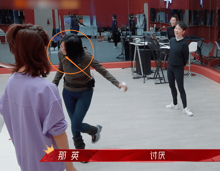 那英觉得舞练得很好,却被导师说像雕像,随后反应暴露个人素养_舞蹈