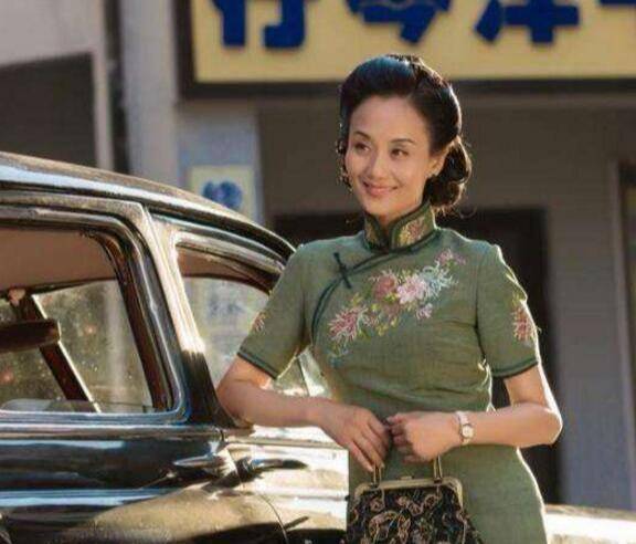 上海滩"冻龄女神"蒋梅英,62岁还被年轻小伙骚扰,71岁死于非命_周荣鹤