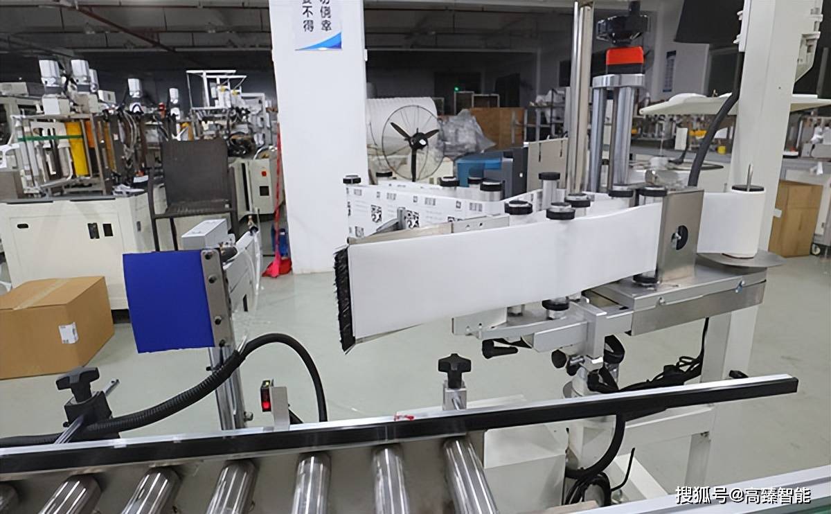 全自动贴标机设备,实现高速贴标告别人工_包装_标签_的需求