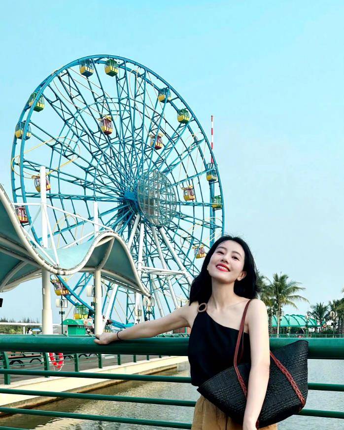 43岁高圆圆越老越美!