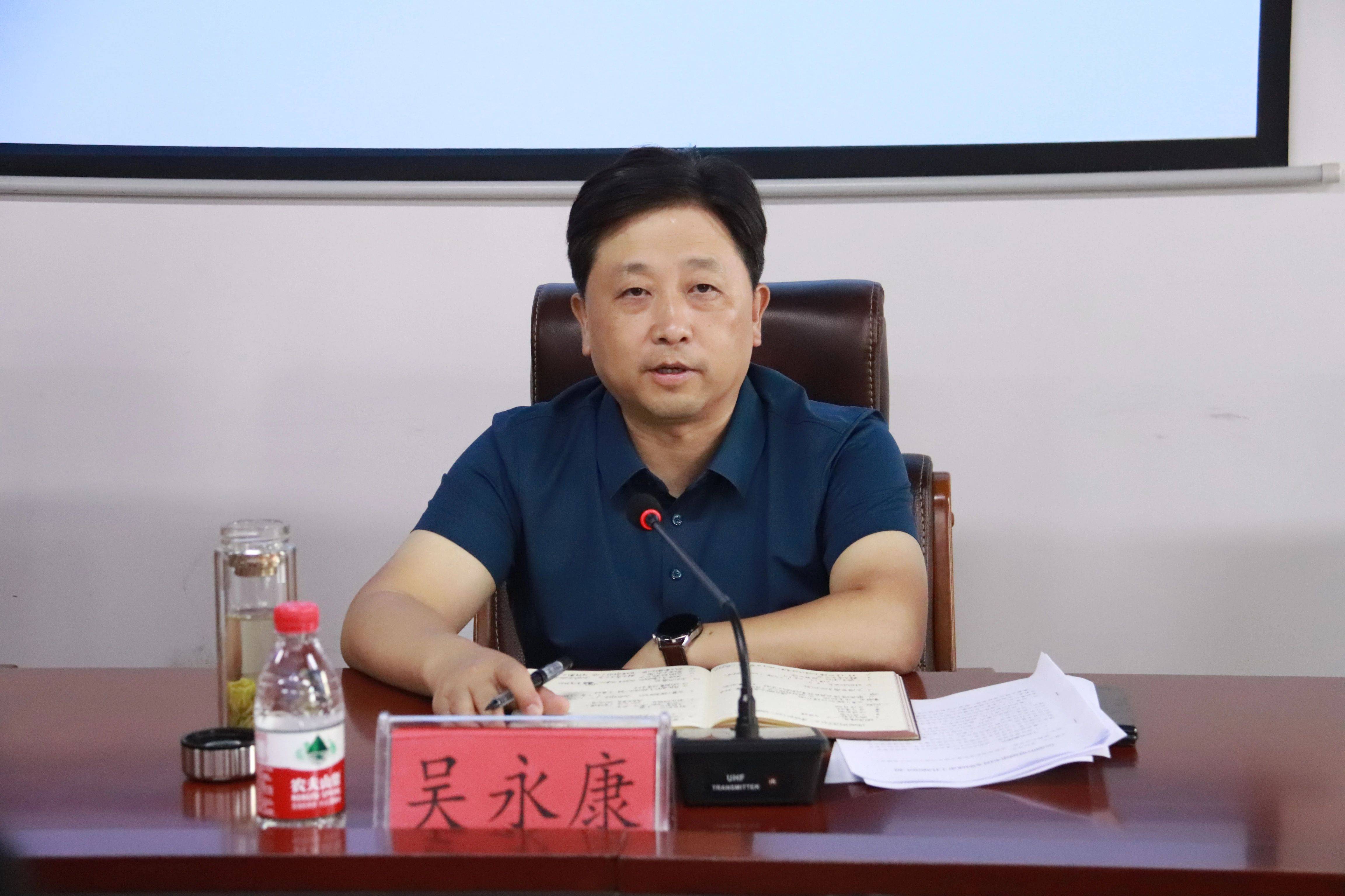 清镇市长吴永康到滨湖街道调研_治理_群众_社区