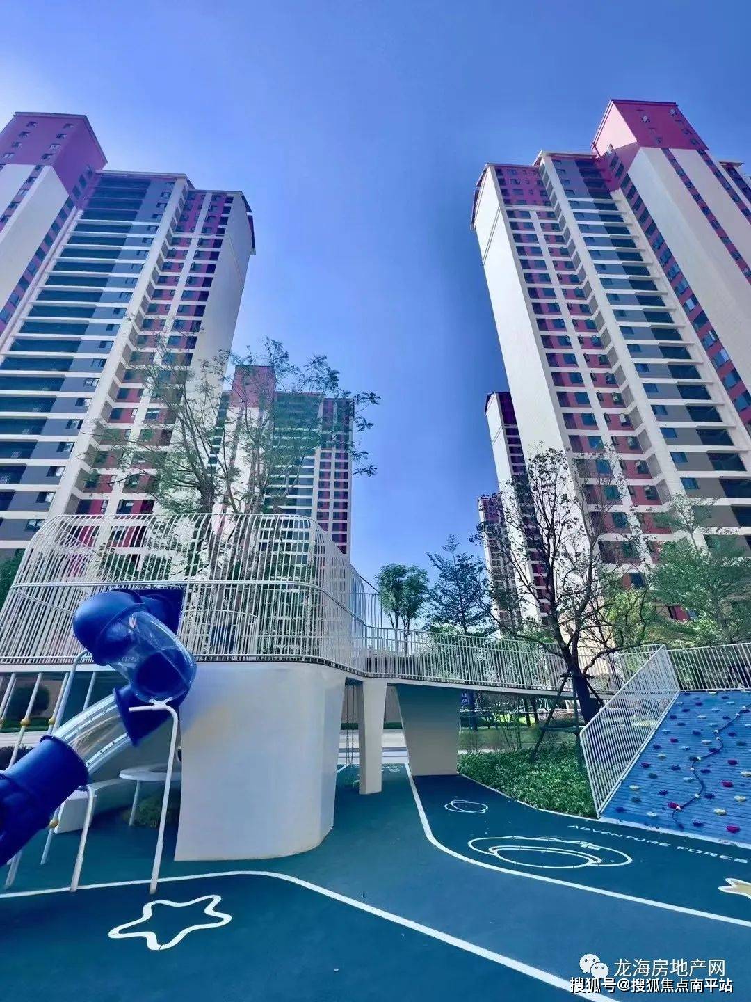 2效果图3区位图4户型图龙海文璟苑✆400