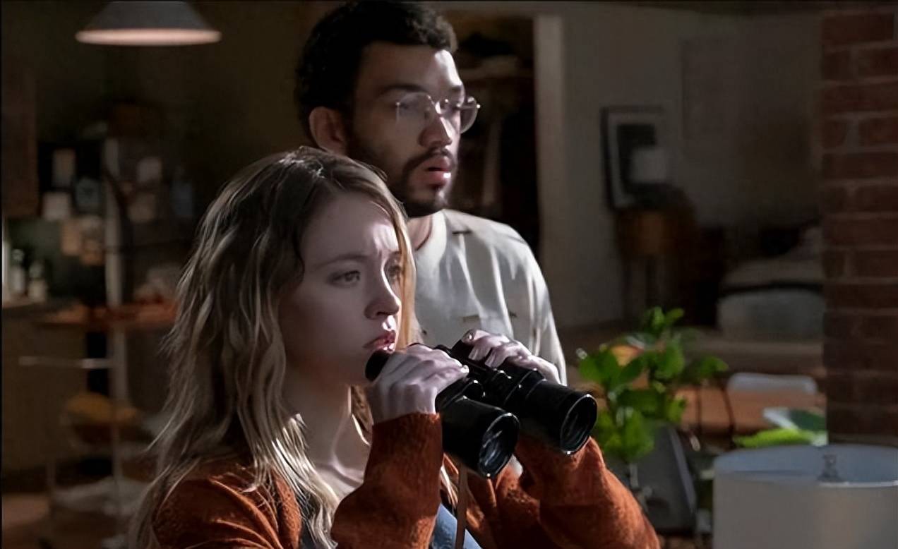 《红房子》暗示恐惧对人性的影响,给观众更深层次的体验和共鸣_电影