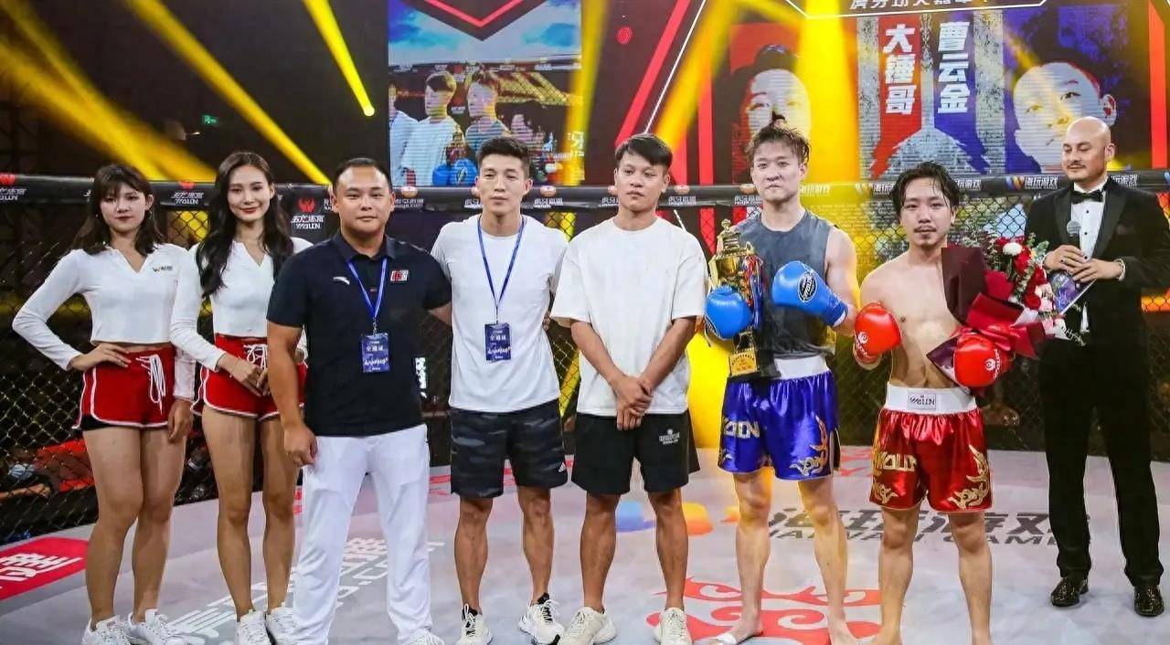 曹云金拍戏,唱歌,主持,就是不爱说相声,这次搏击还拿了奖牌_向佐_身材