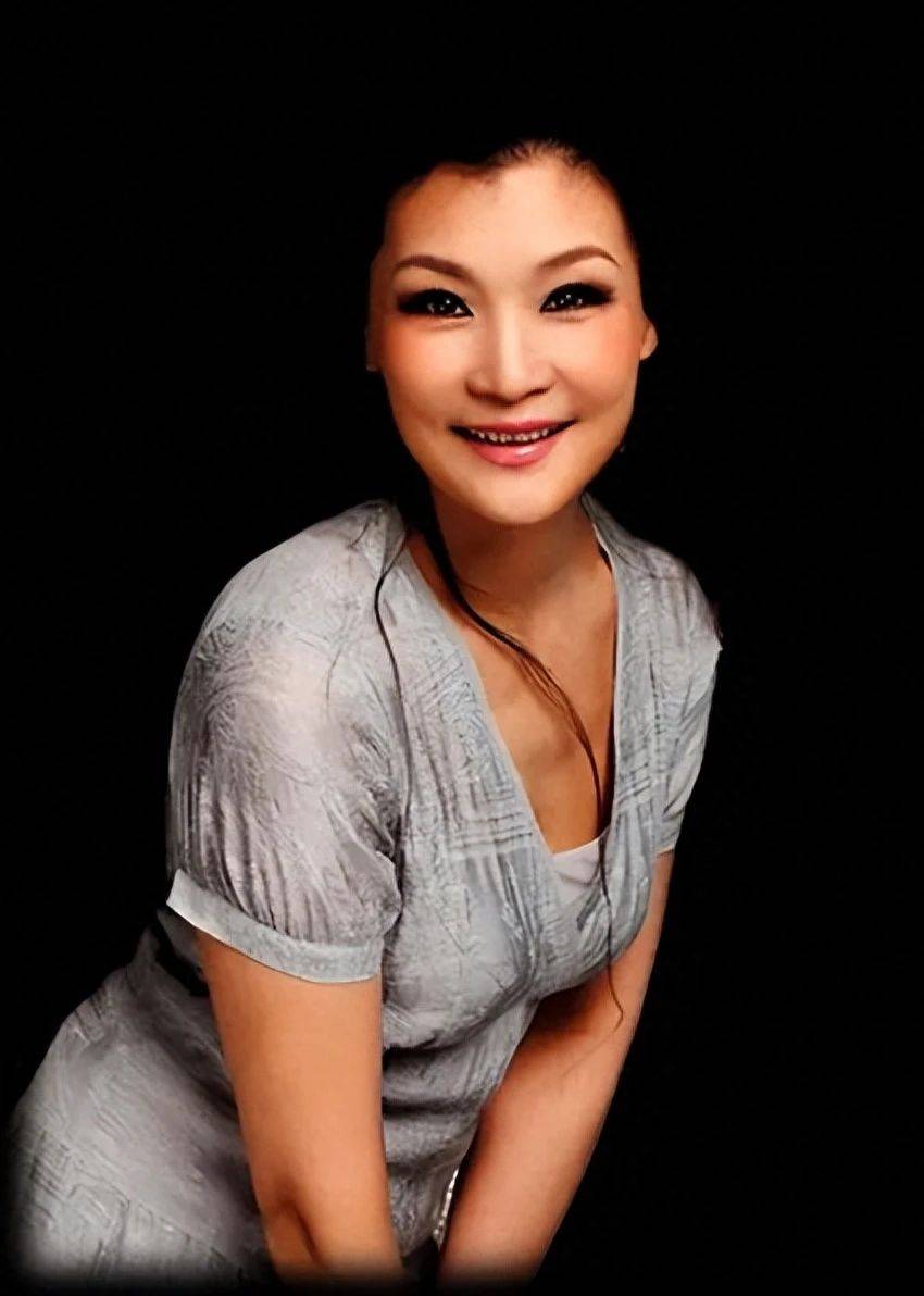 红极一时的范琳琳:两年内接连痛失父母,丈夫是大家熟悉的音乐人