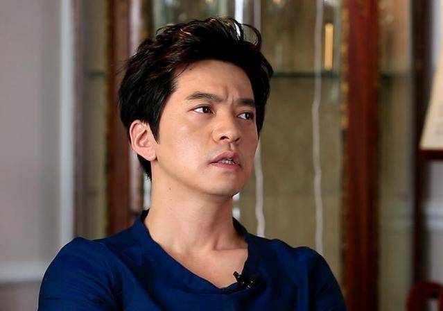 原来李健在《好声音》节目中评价过刀郎,比较中肯_那英_音乐_民间