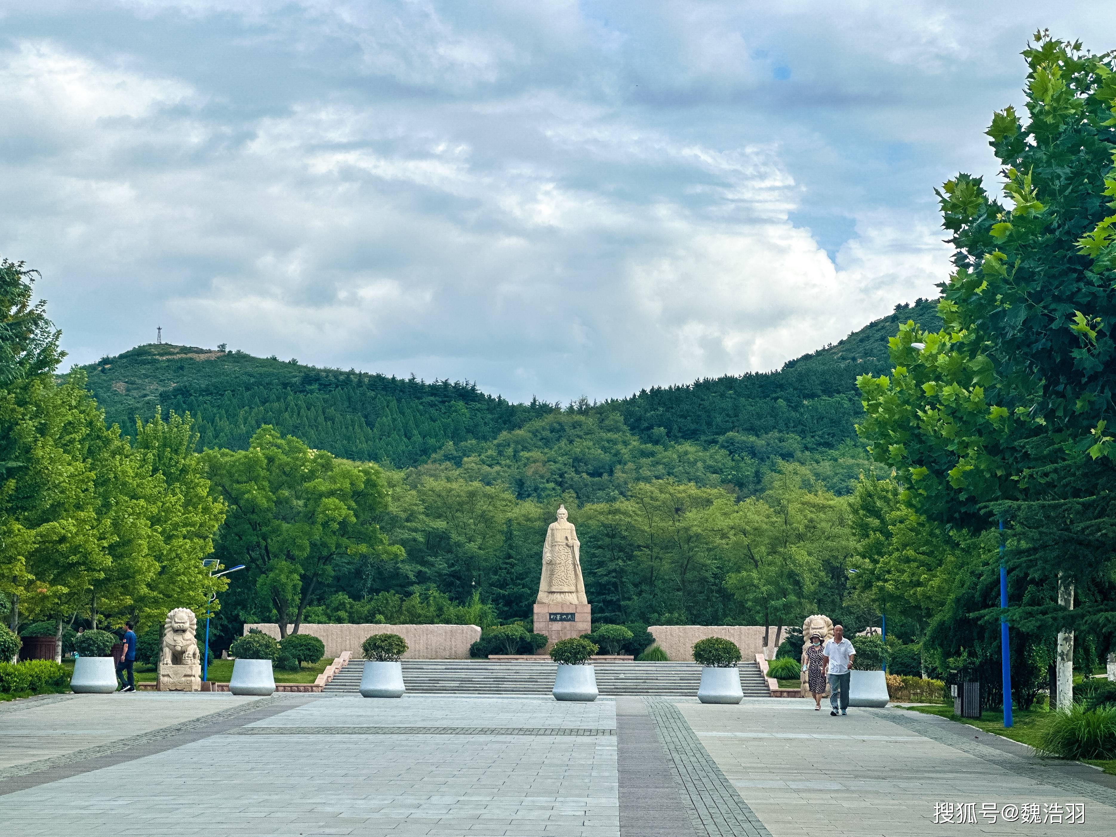 青岛这座马山公园,不只有一片石林,还是一座休闲放松的公园