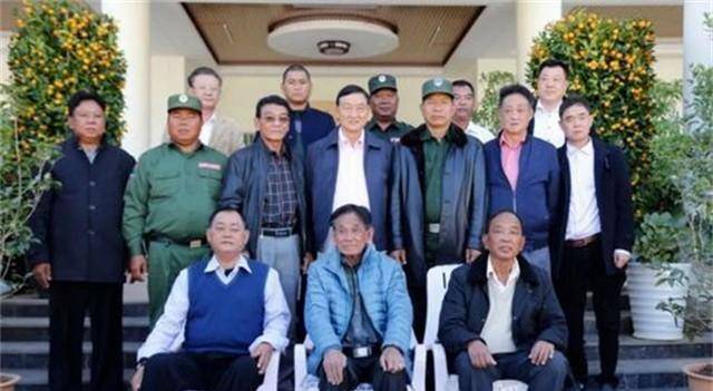 彭家声晚年近况:家中悬挂"寿"字字幅,年近百岁依旧