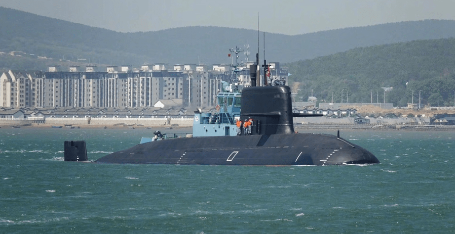 战术核攻击潜艇下水,朝鲜潜艇部队,到底拥有多强的实力?