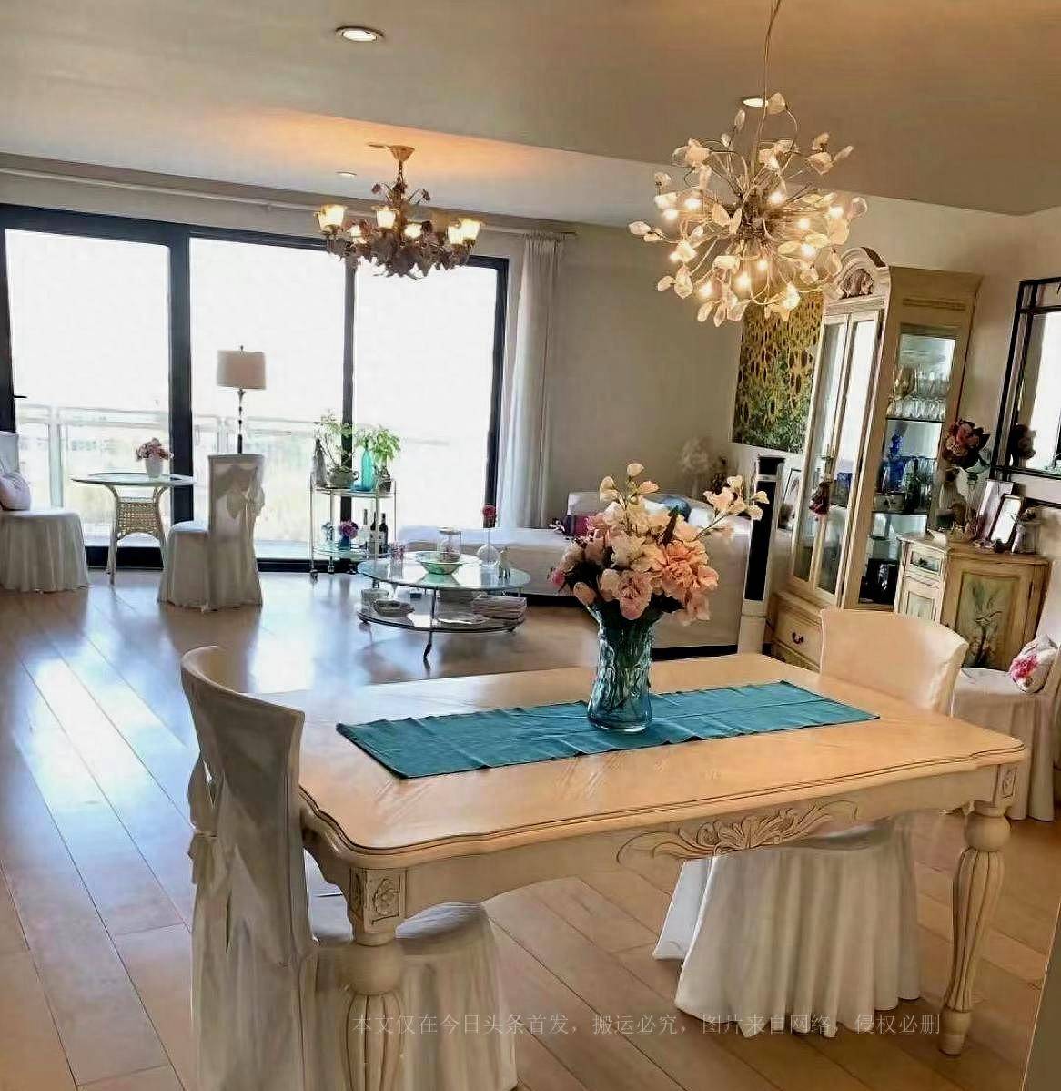 数优秀作品的老艺术家,我们也由衷祝愿沈丹萍能够一直享受幸福的生活