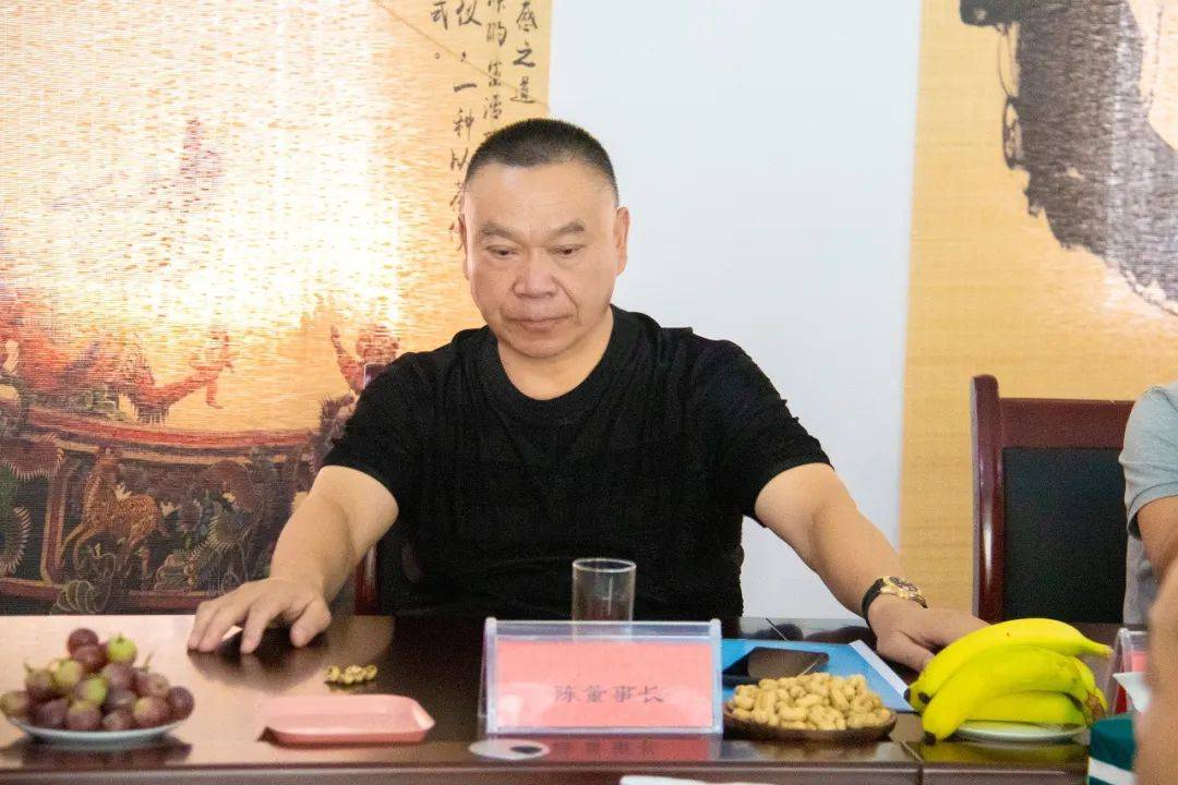 理想华莱集团董事长陈社强一行莅临湖北亿得来考察!_合作_发展_公司