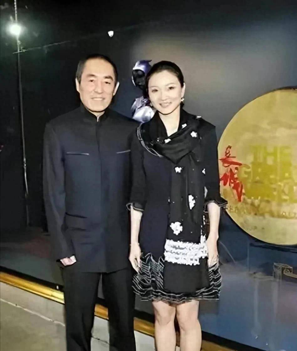 "闺女,你怎么把巩俐的男朋友领回来了"_陈婷_张艺谋_父母