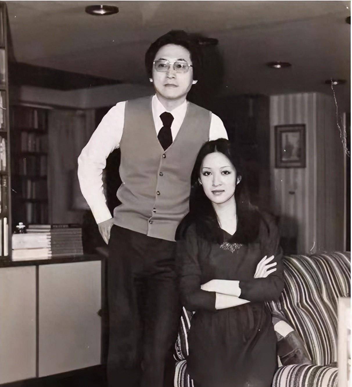 70岁胡因梦一袭素衣,美过林青霞,女儿生父何在?_李敖那_母亲_台湾