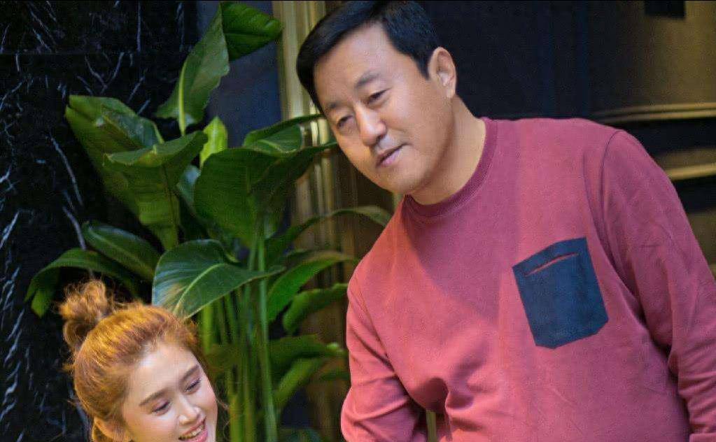 王小宝:抱怨工资低是我不对,没有赵本山,我买不起5000万的别墅_师父