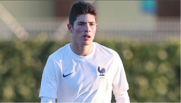 齐达内四子埃利亚斯在皇马青年队中脱颖而出!_儿子_西班牙_效力