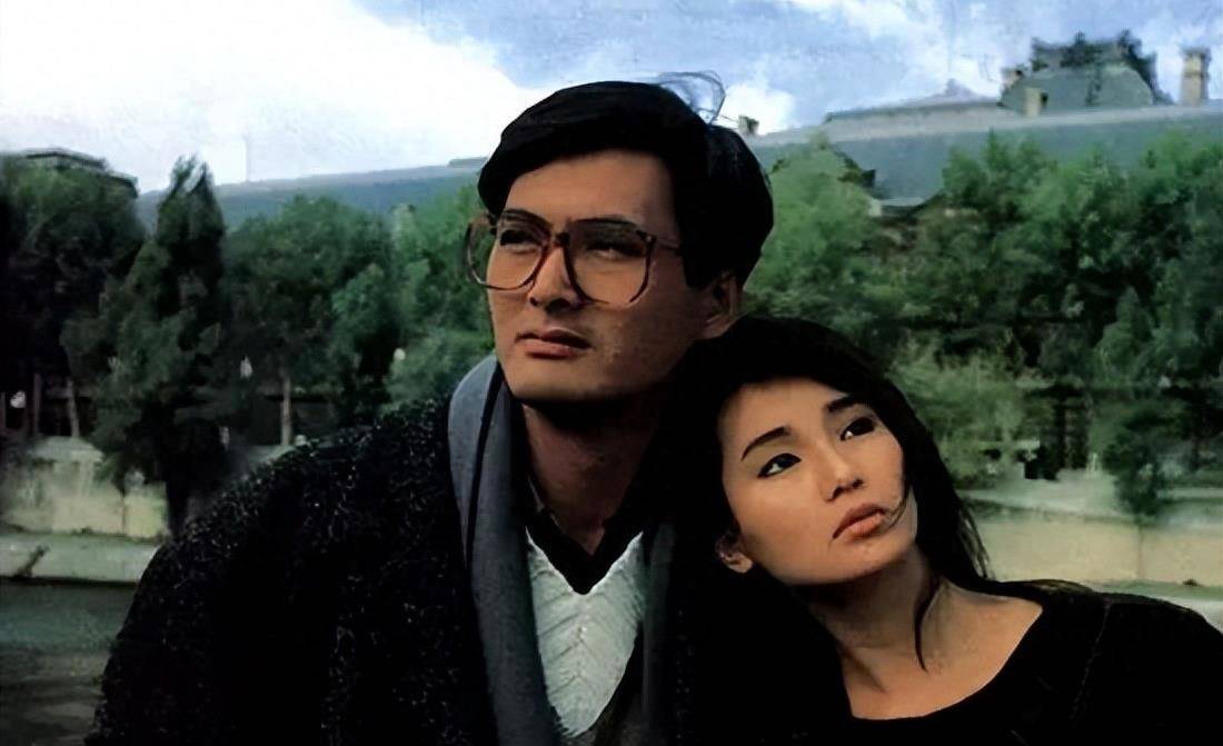 早在1985年,由杨帆执导,张曼玉,周润发,张坚庭,张耀扬等一众港派大咖