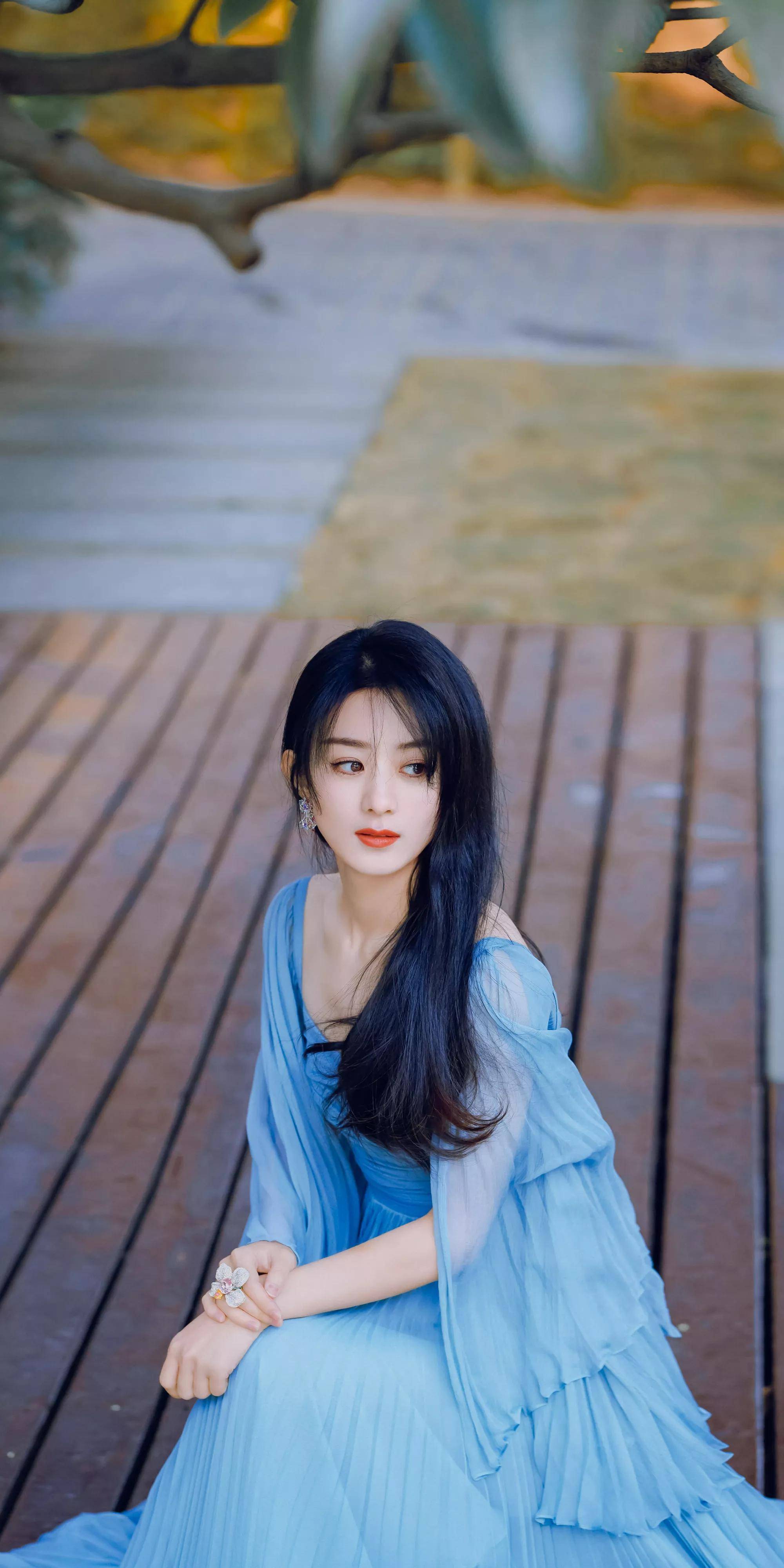 当红女星赵丽颖:女人要靠自己,离婚最对不起儿子_生活_表演_母亲