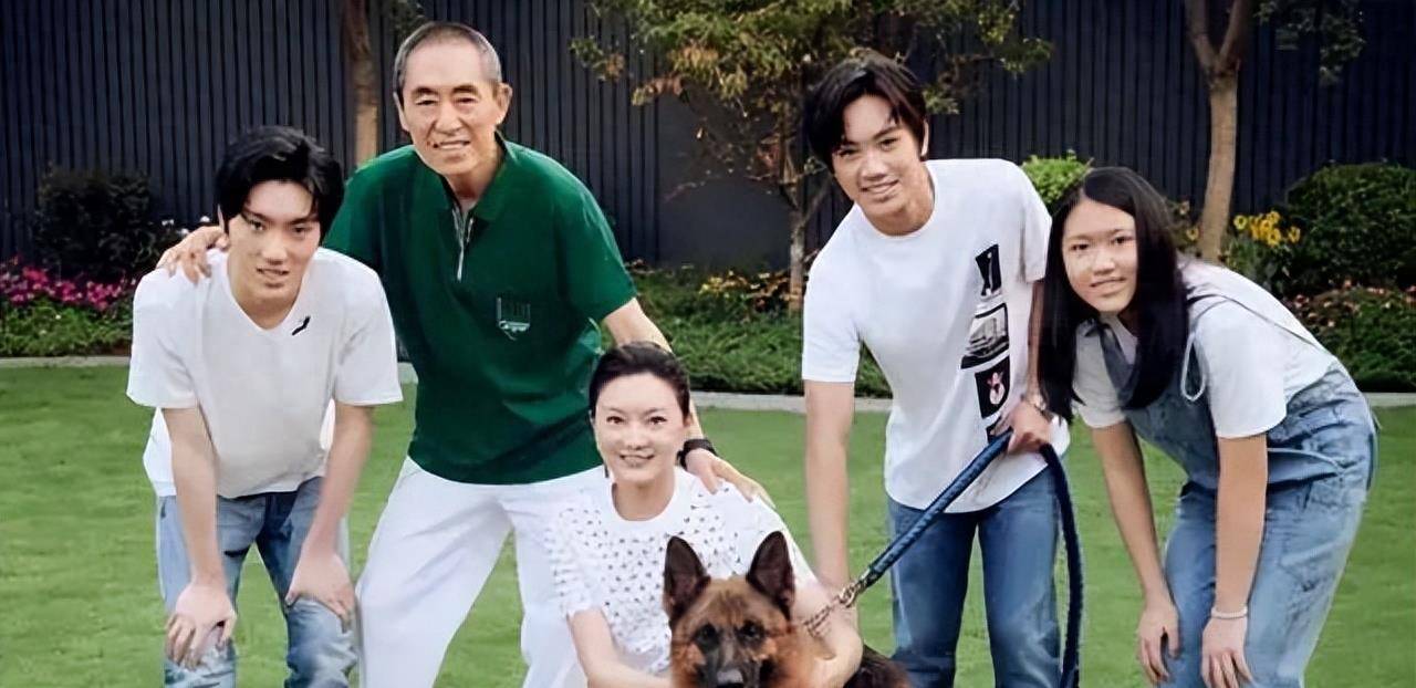 73岁张艺谋疑似离婚?小31岁娇妻退网8个月,夫妻久未秀恩爱!