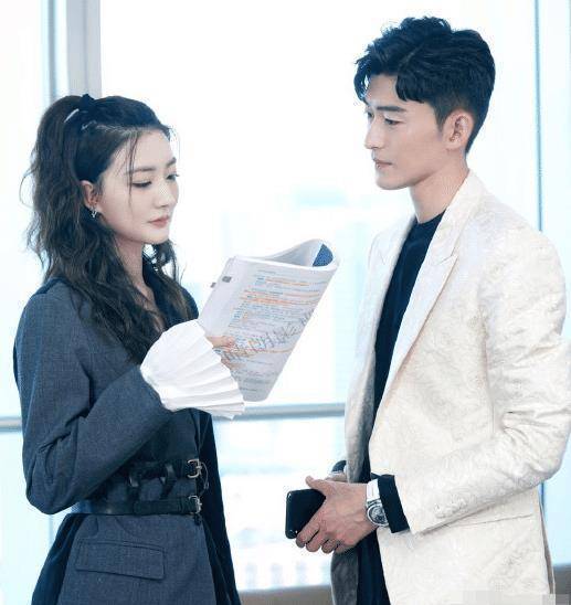 张翰悄悄官宣新剧,这次还演霸道总裁,看清女主是谁:这次必须追_徐璐