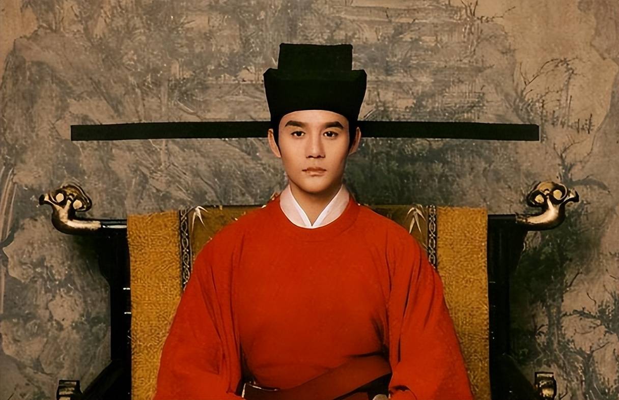 宋朝一尼姑伺候皇帝洗澡,皇帝当晚临幸了她,然后生下一千古明君_刘娥