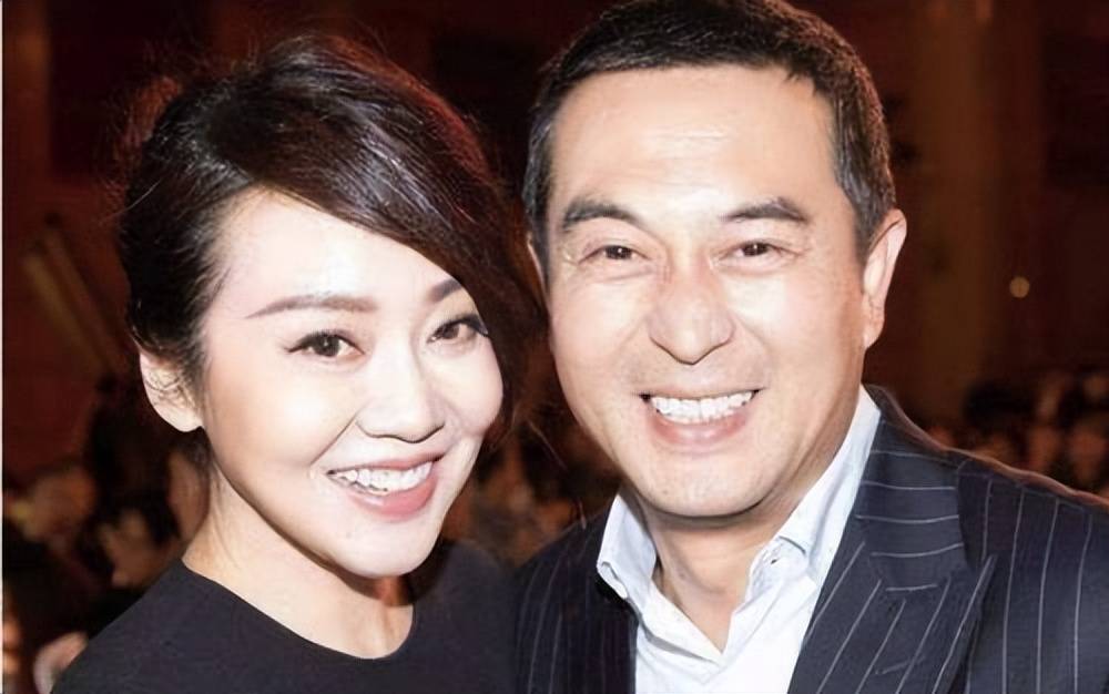 张嘉译二婚老婆身价24亿,没想到是我们熟悉的她_王海燕_女子_网友