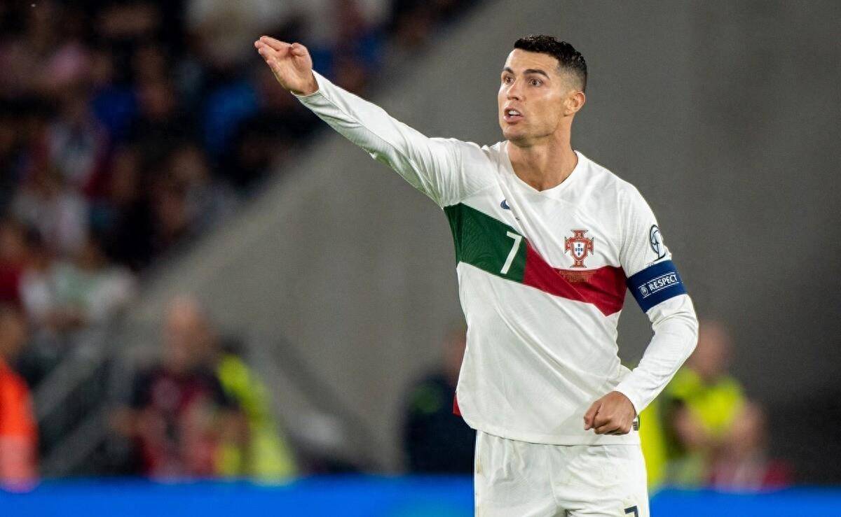 葡萄牙下轮比赛就有机会出线,c罗没出场但正接近前所未有的纪录