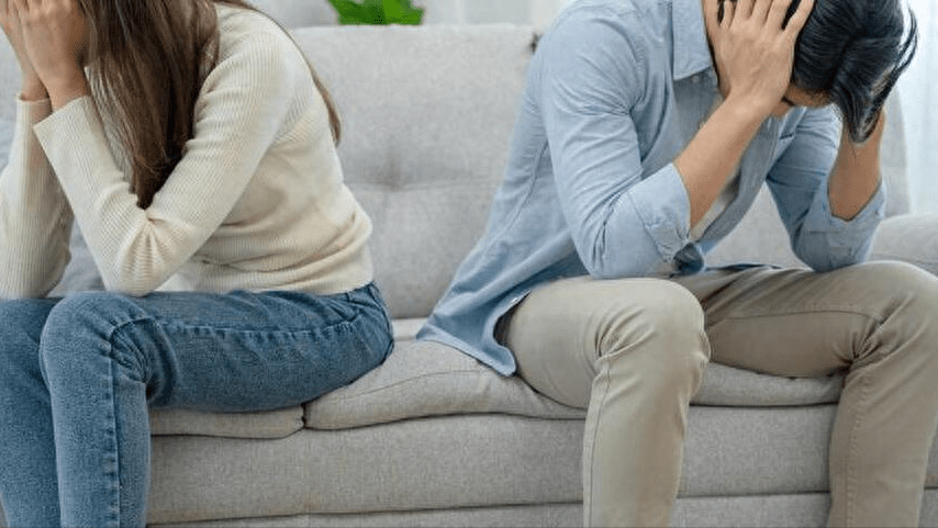 如果你真的想离婚,我会同意的."我看着他离开的背影,心中一阵疼痛.