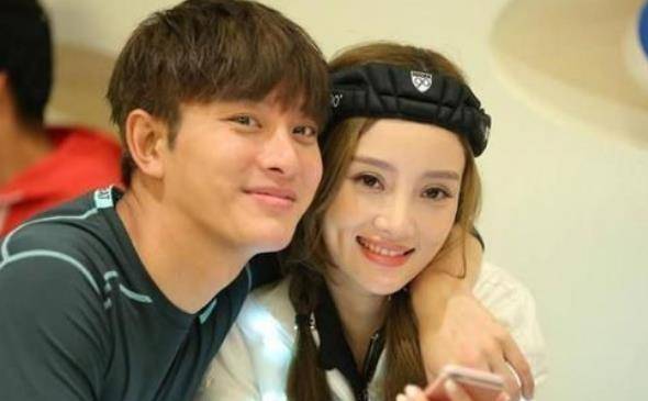 搅黄了贾乃亮李小璐婚姻的他,这3年多过得如何?_pgone_网友_中国