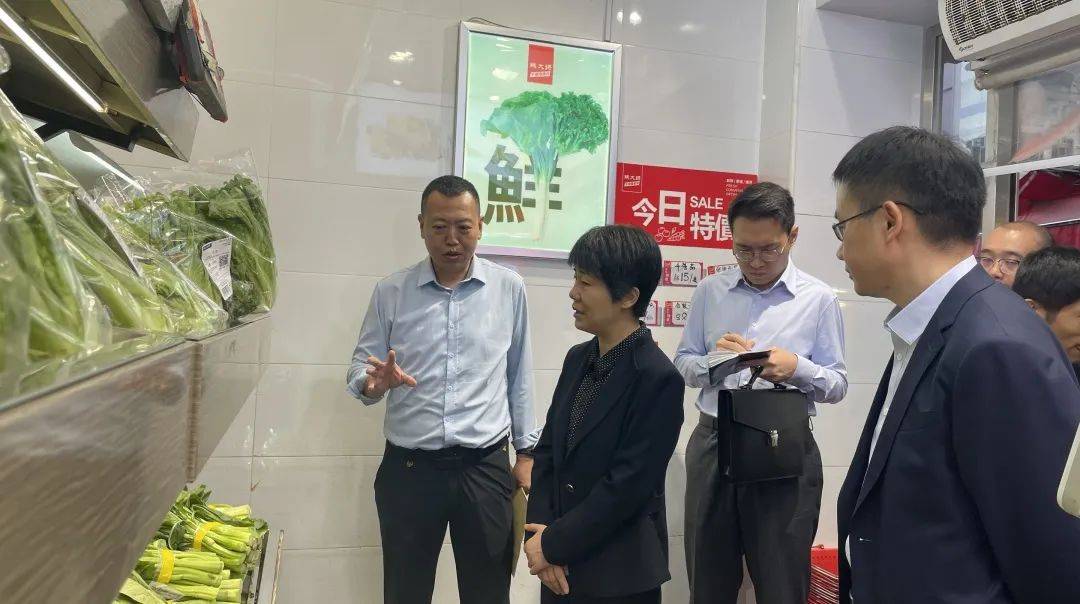 商务部副部长郭婷婷率考察团一行莅临钱大妈香港区实地走访调研_门店
