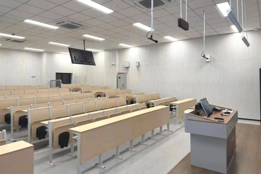 深圳台电暑期圆满完成多校教室信息化建设,助力新学期智慧化教学