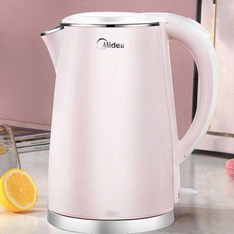 step 5: 完成更换后,重新安装底部螺丝并插入电源,再次测试电热水壶