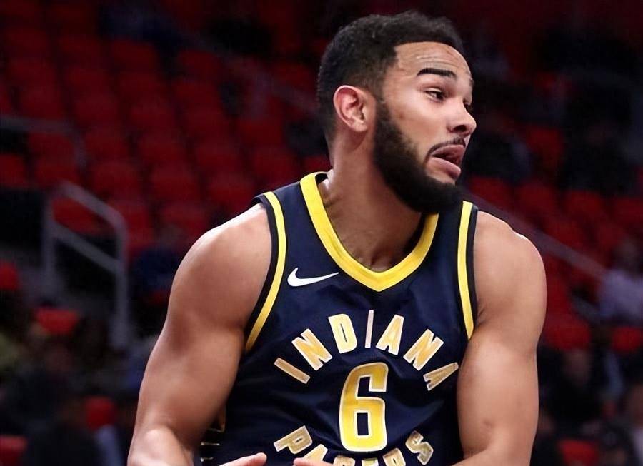 从冷门到巨星:科里·约瑟夫的加拿大篮球逆袭之路_队友_球员_能力