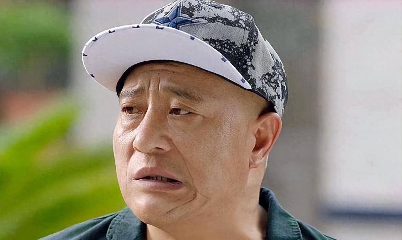 我想退出本山传媒,有人五亿签约我,师傅让我和张家豪聊聊_赵四_赵刚