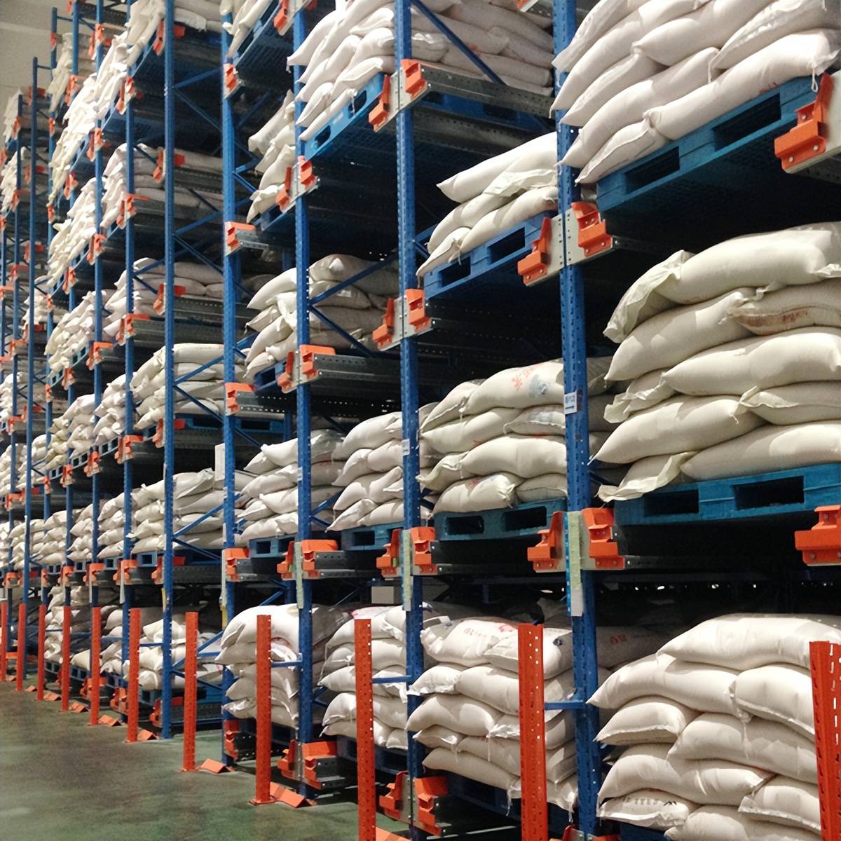 贵港仓库货架密集式立体货架类型多吗_设计_高度_仓储