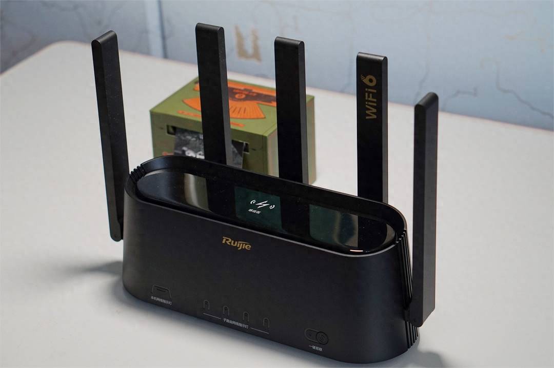 信号强、传输快，大户型路由器首选，锐捷蜂鸟旗舰版评测