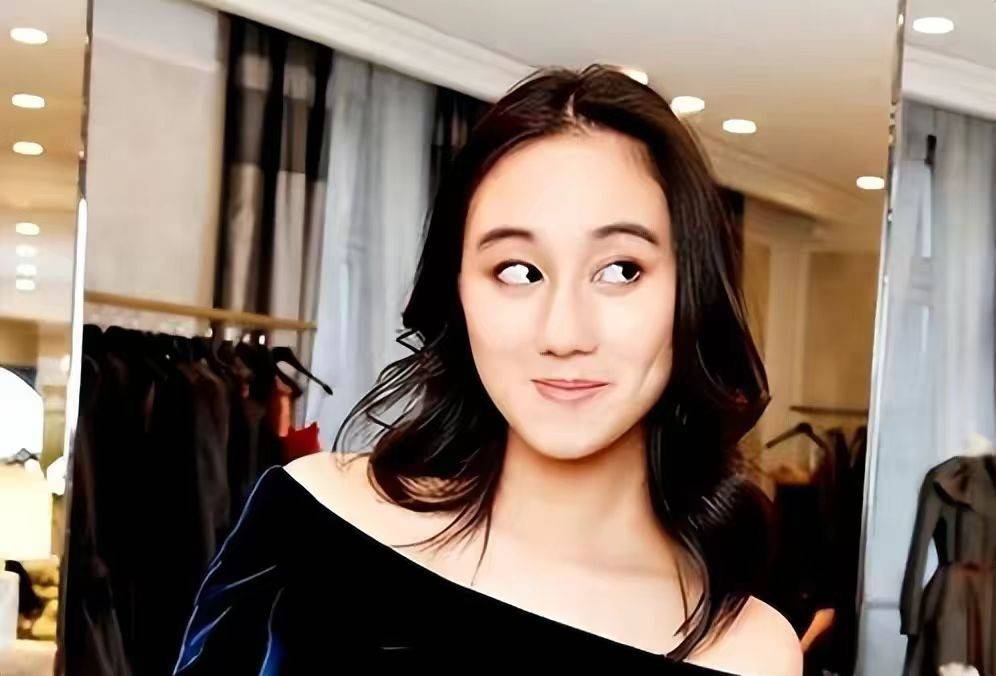 霍启山何超欣将豪门联姻,年龄相差14岁_婚姻_家族_生活