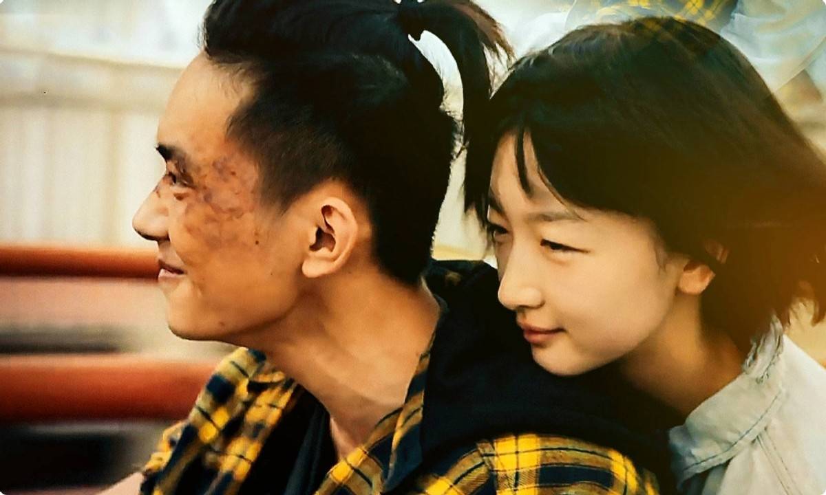 首日票房仅725万,离开了张艺谋,曾国祥,她成了烂片王_周冬雨_电影