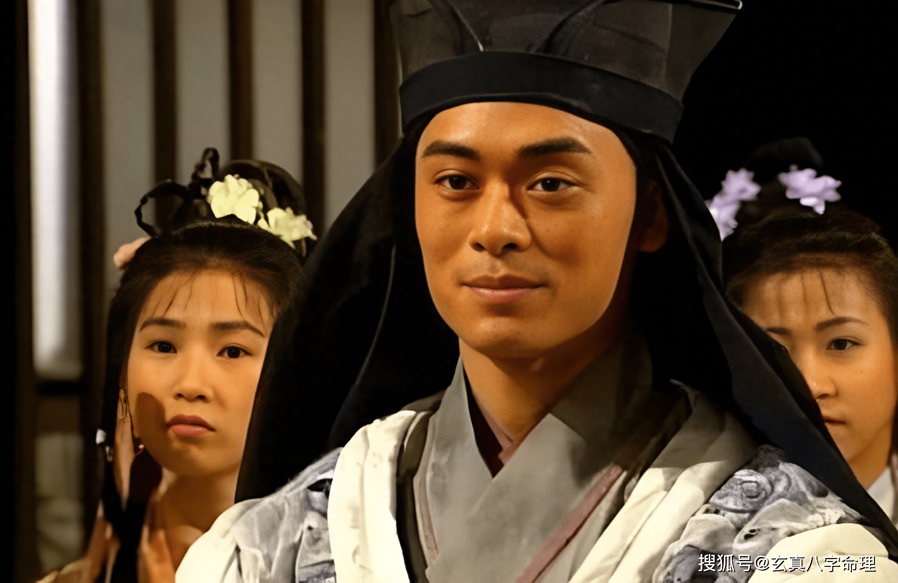 虚竹为何突然暴毙,你看他和梅兰竹菊做过什么,难怪金庸一笔带过_佛门