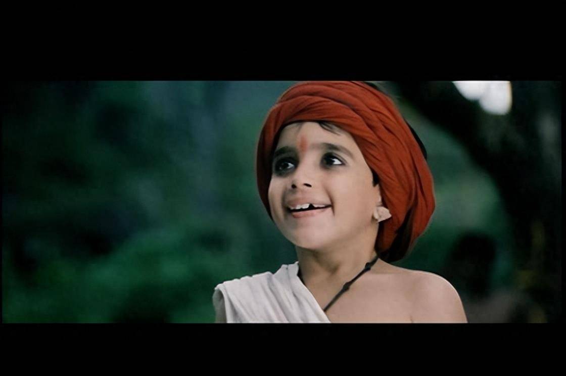 如史诗般的壮阔场景,加上美丽动人的国外舞蹈,轻易就俘获了心_阿育王