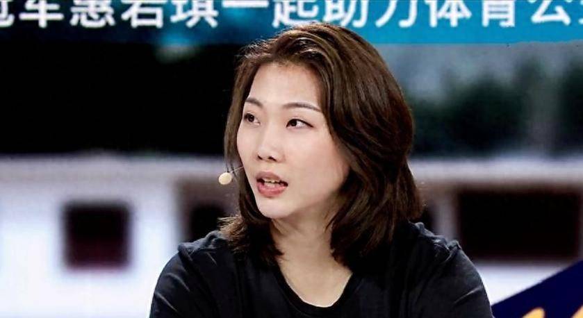 袁心玥近况:现任职地方体育,中尉军衔,曾效力八一体育13年_排球_比赛