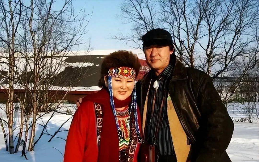 组合现状:妈妈走不出丧夫痛,"女儿"升级做了妈妈_布仁巴雅尔_一家人