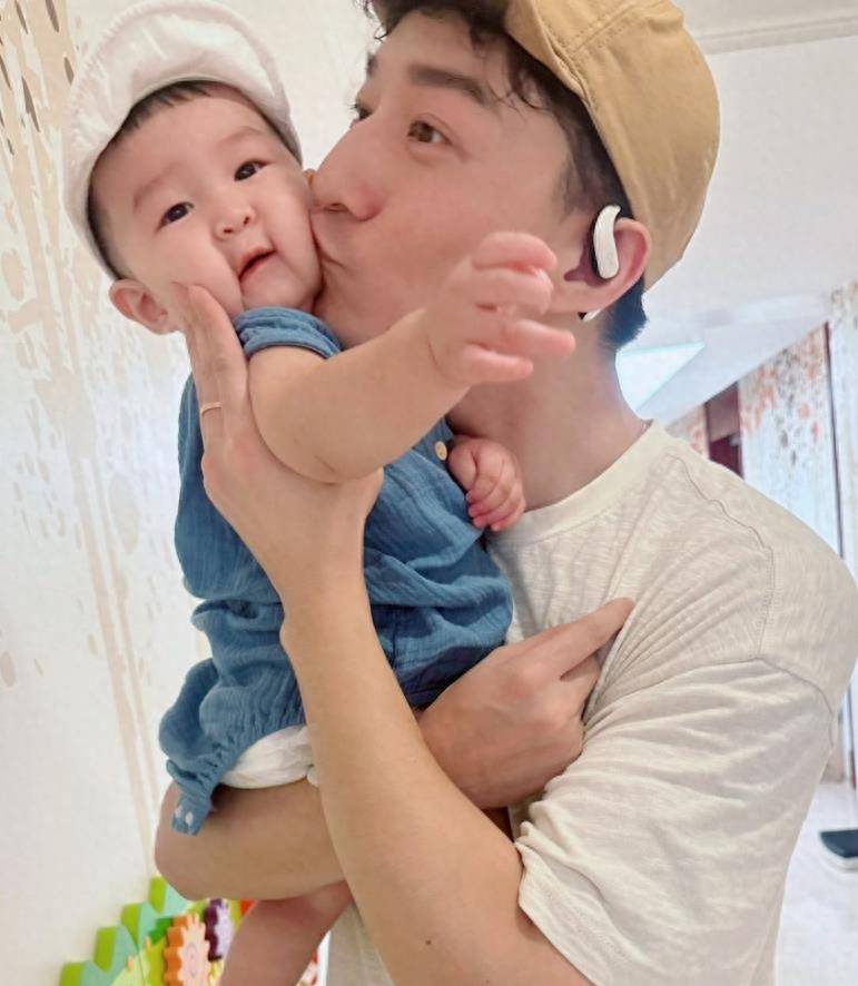 他长得帅,演技好却不温不火,低调娶妻生子,争做有质感的演员_金泽灏