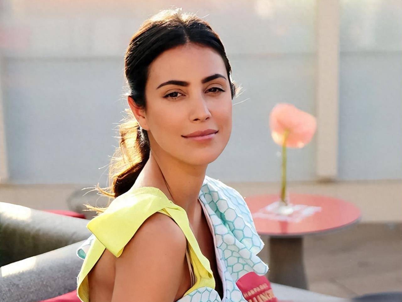 秘鲁"美女向导"征服德国王子,上演真爱童话!_亚历山德拉_汉诺威_王室