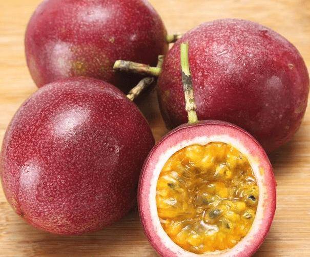 不知道如何挑选甜水果?