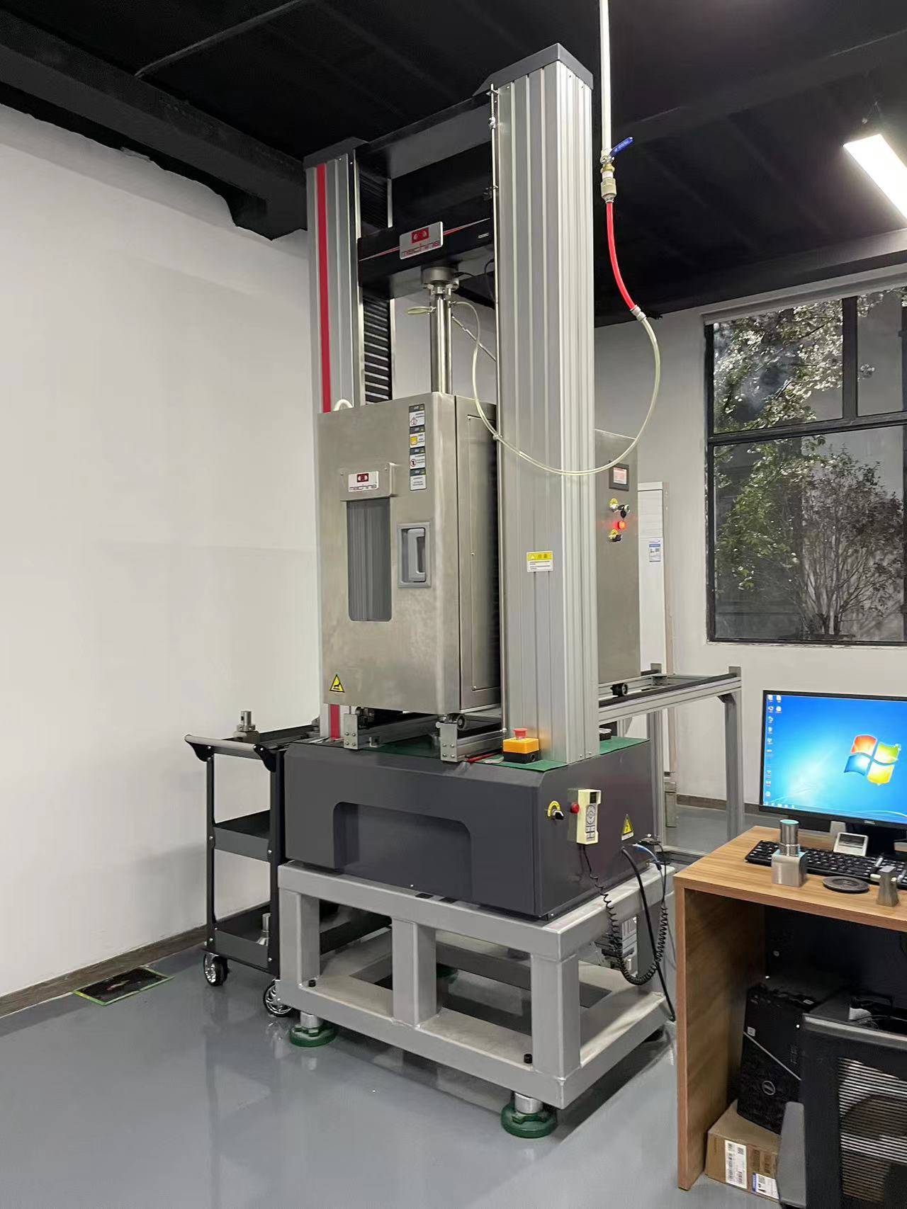 100kn电子高温拉伸试验机 高温力学性能测试机高温压缩试验机 高温