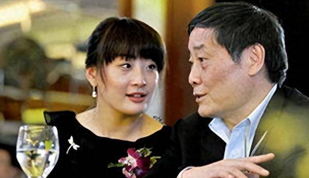 娃哈哈"公主"宗馥莉:经典女人不是有金银,而是气质和魅力_商业_王力宏