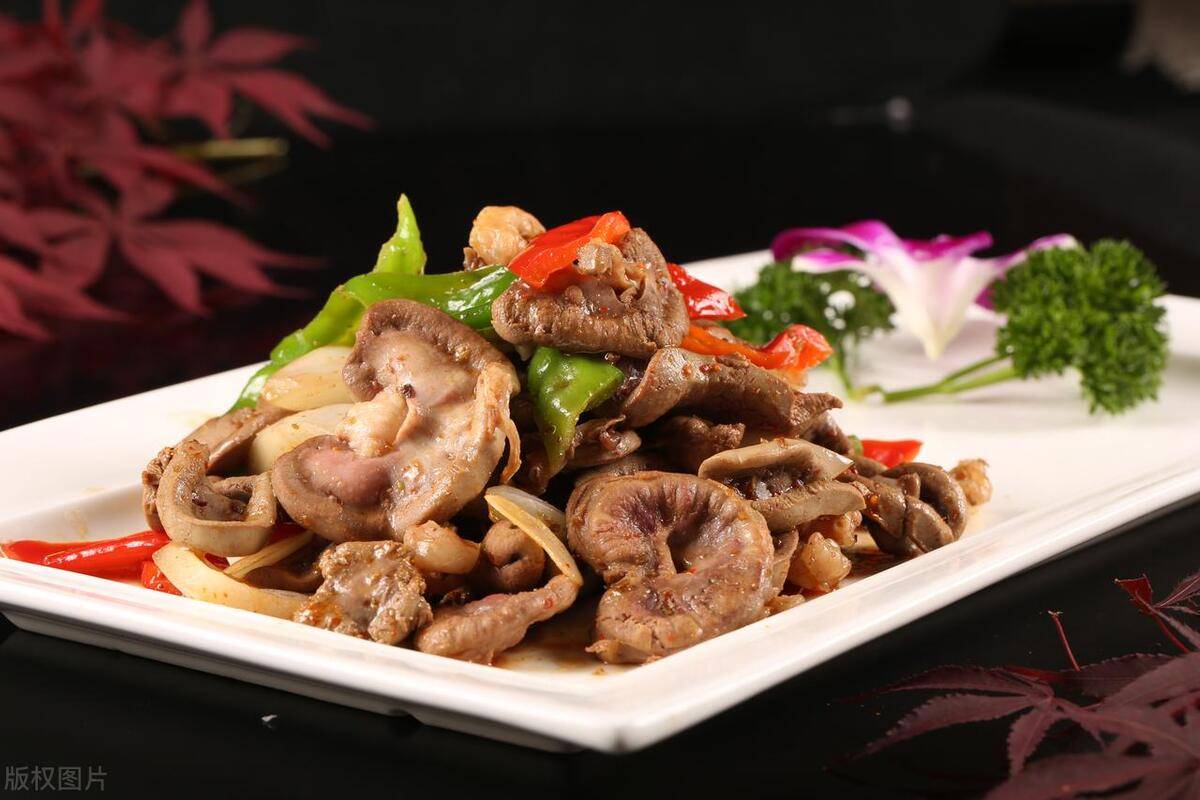 爆炒羊腰子的家常做法,简单易学,让人吃一口就停不下来_预处理_烧烤