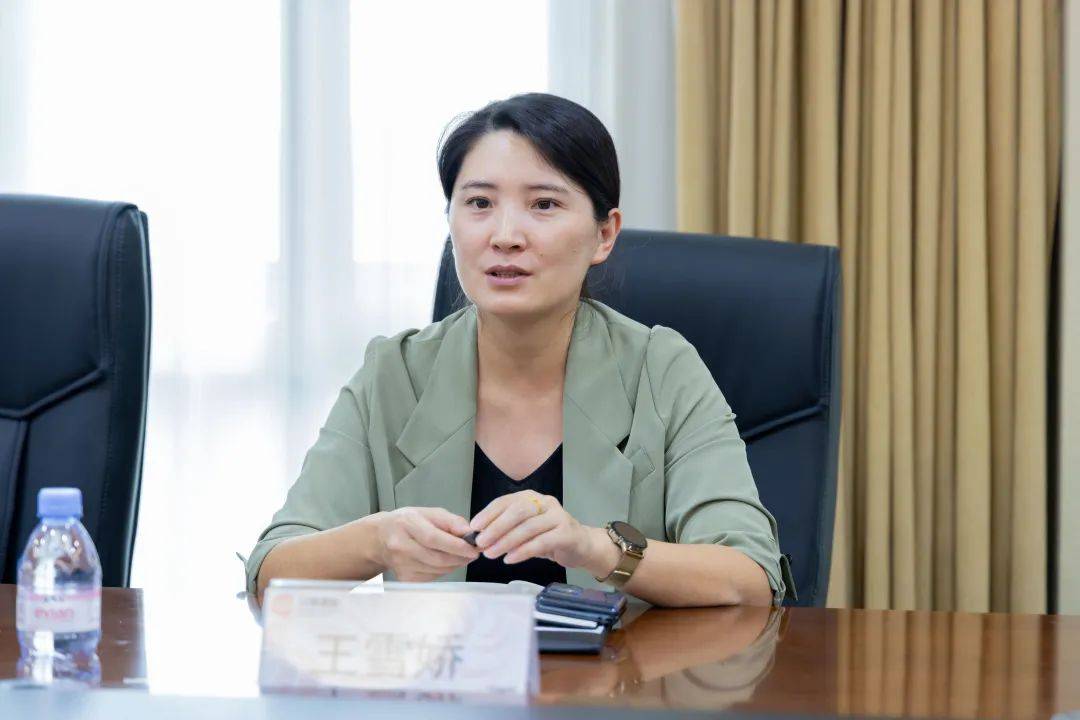 海南省陵水县投促局副局长王雪娇一行莅临分享通信集团考察指导